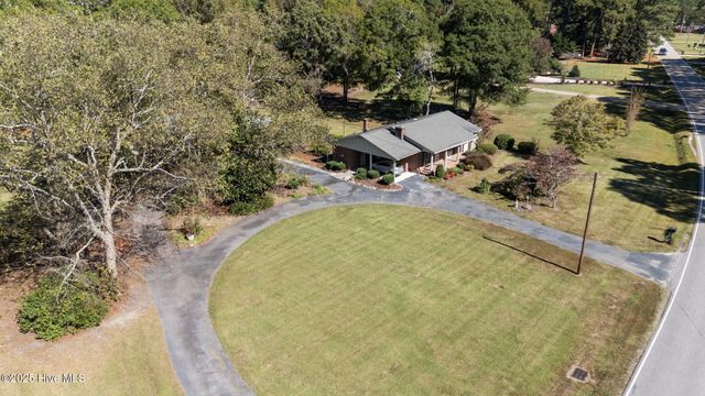 4843 Lake Wilson Road, Elm City, NC 27822