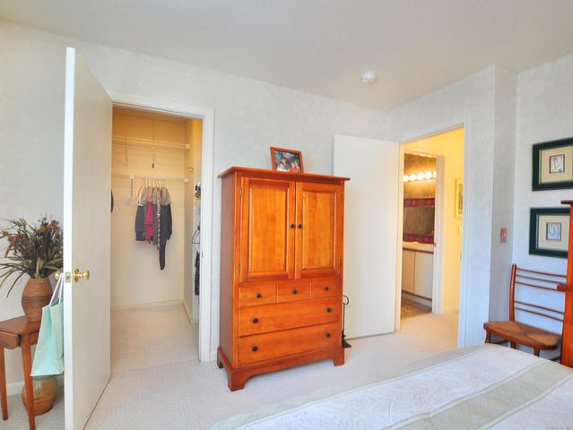 81 Silo Way 81, Bloomfield, CT 06002