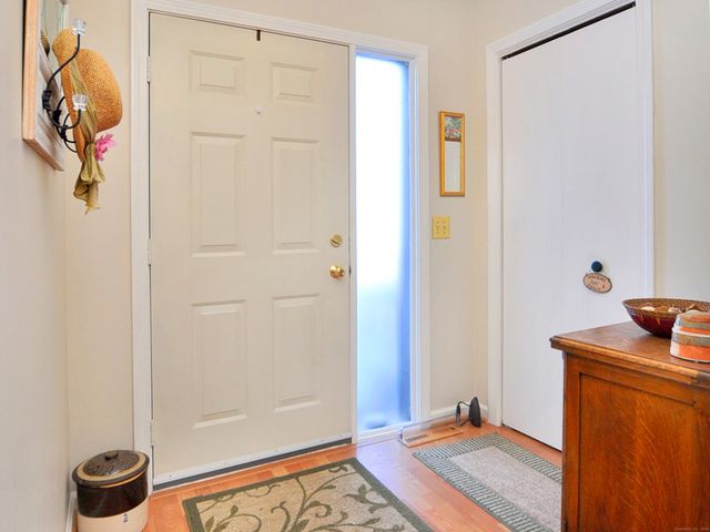 81 Silo Way 81, Bloomfield, CT 06002