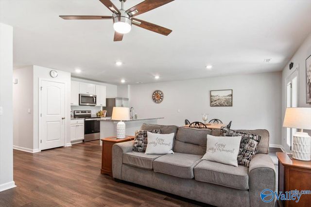 254 Ashland Drive, Hanceville, AL 35077