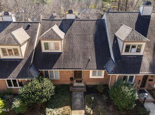 127 Essex Drive, Chapel Hill, NC 27514