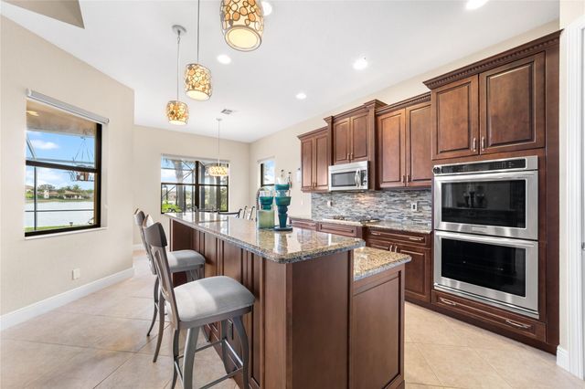 8036 NW 115th Way, Parkland, FL 33076