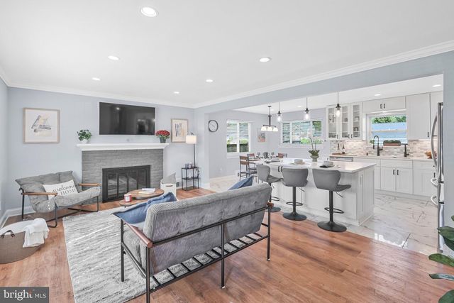6009 GRAYSON ST, Springfield, VA 22150