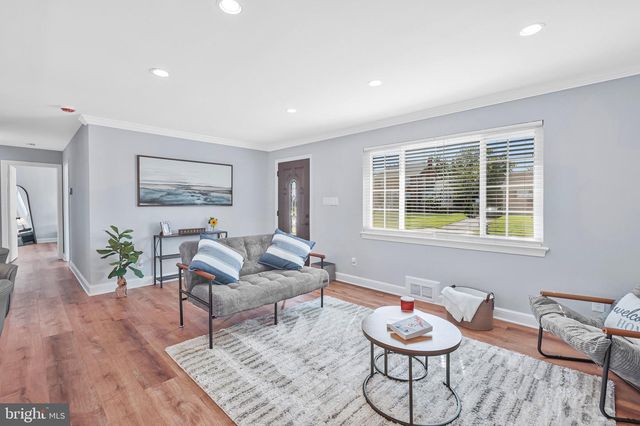 6009 GRAYSON ST, Springfield, VA 22150