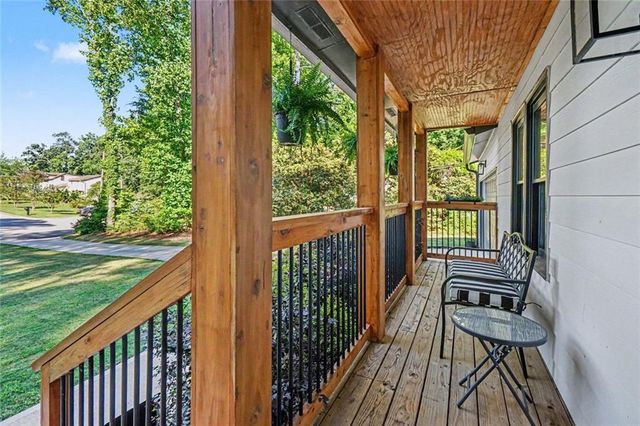 3215 Alcazar Drive SW, Lilburn, GA 30047