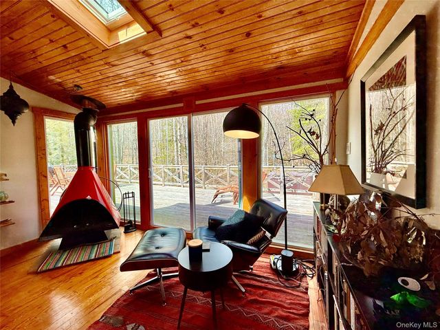 28 W Tusten Place, Bethel, NY 12720