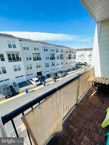 42699 WARDLAW TER, Ashburn, VA 20147