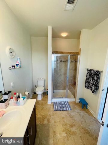 42699 WARDLAW TER, Ashburn, VA 20147
