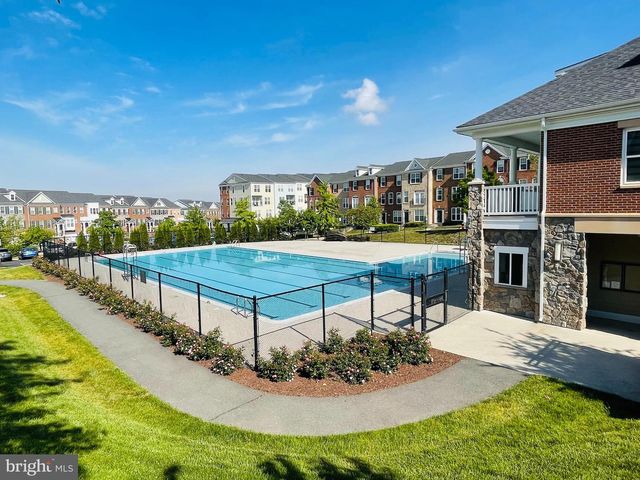 42699 WARDLAW TER, Ashburn, VA 20147