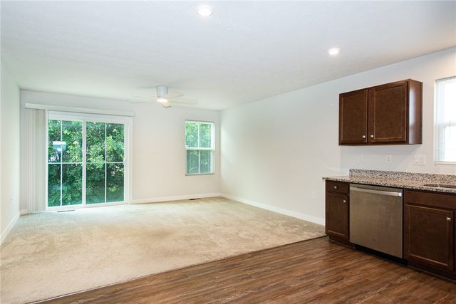 6639 Crystal Harbour Drive, Middletown, OH 45042