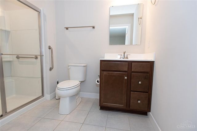 6639 Crystal Harbour Drive, Middletown, OH 45042