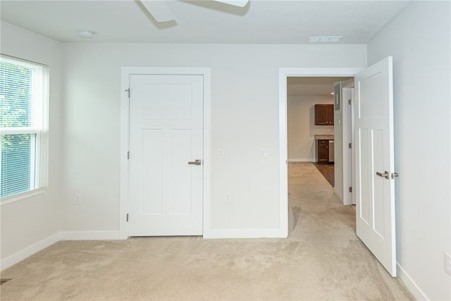 6639 Crystal Harbour Drive, Middletown, OH 45042