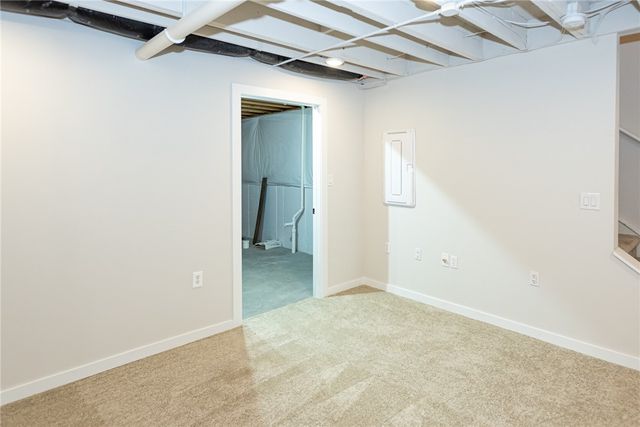 6639 Crystal Harbour Drive, Middletown, OH 45042