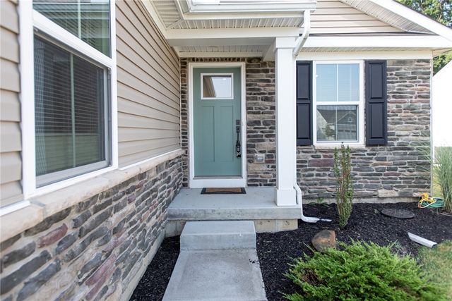 6639 Crystal Harbour Drive, Middletown, OH 45042