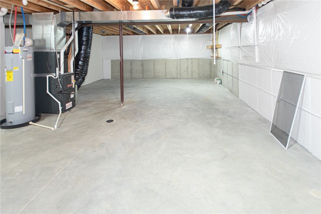 6639 Crystal Harbour Drive, Middletown, OH 45042