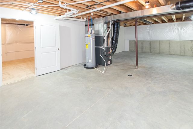6639 Crystal Harbour Drive, Middletown, OH 45042