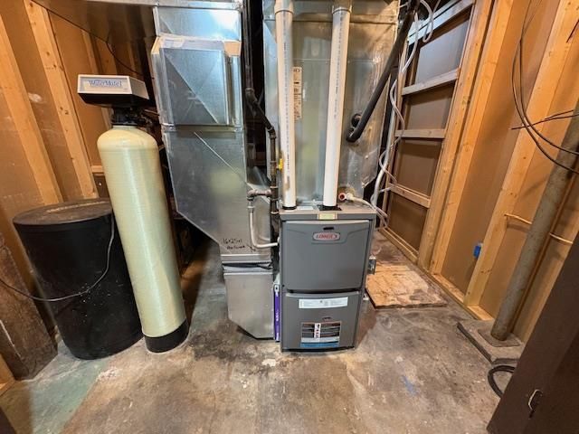 610 S Michigan Street, Prairie Du Chien, WI 53821