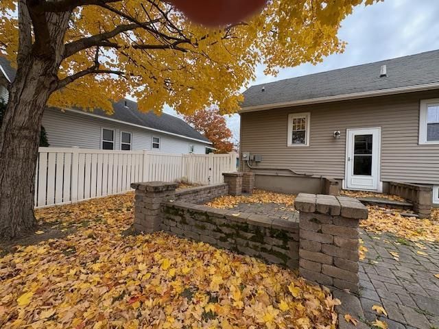 610 S Michigan Street, Prairie Du Chien, WI 53821