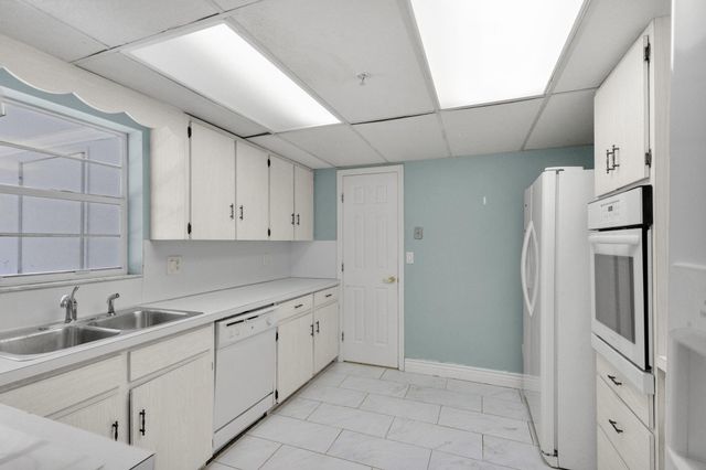 8888 SE Colony Street, Hobe Sound, FL 33455