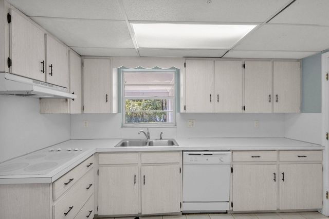 8888 SE Colony Street, Hobe Sound, FL 33455