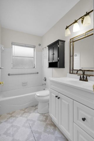 8888 SE Colony Street, Hobe Sound, FL 33455