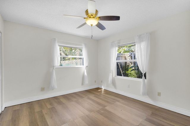 8888 SE Colony Street, Hobe Sound, FL 33455