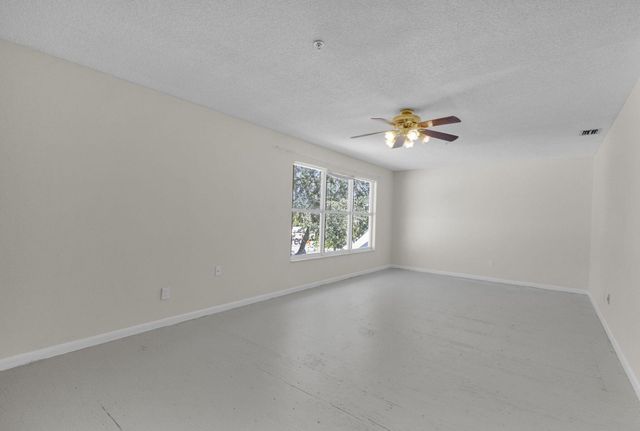 8888 SE Colony Street, Hobe Sound, FL 33455