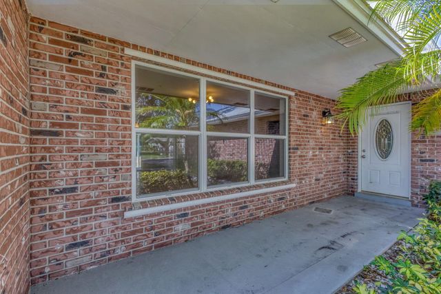 8888 SE Colony Street, Hobe Sound, FL 33455