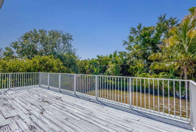 8888 SE Colony Street, Hobe Sound, FL 33455