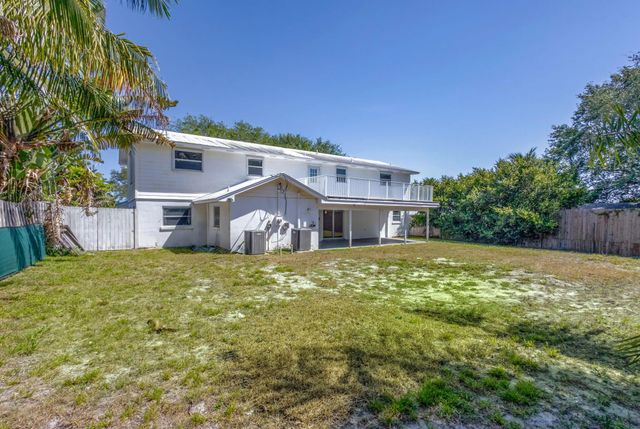 8888 SE Colony Street, Hobe Sound, FL 33455