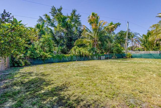 8888 SE Colony Street, Hobe Sound, FL 33455