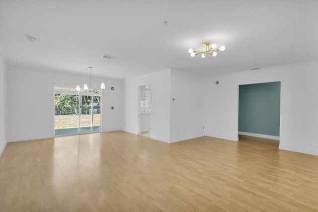 8888 SE Colony Street, Hobe Sound, FL 33455