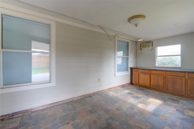 14802 Newton Falls Lane, Sugar Land, TX 77498