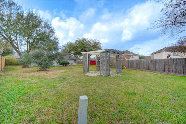 14802 Newton Falls Lane, Sugar Land, TX 77498