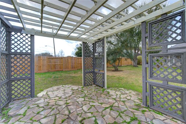 14802 Newton Falls Lane, Sugar Land, TX 77498