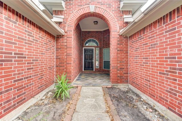 14802 Newton Falls Lane, Sugar Land, TX 77498