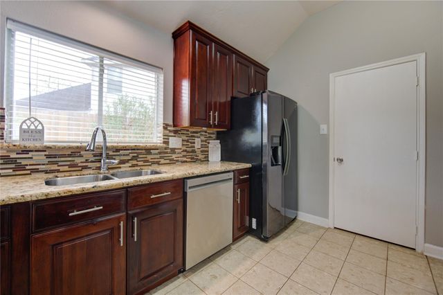 14802 Newton Falls Lane, Sugar Land, TX 77498