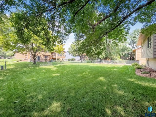 4801 S Kyle Ave, Sioux Falls, SD 57103