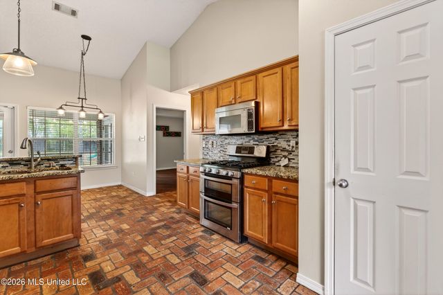 9912 Honomu Place, Diamondhead, MS 39525