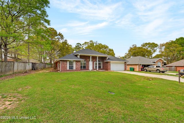 9912 Honomu Place, Diamondhead, MS 39525