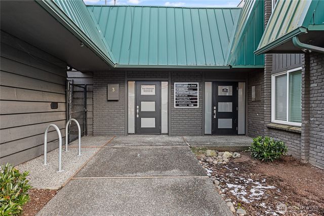 1200 Lakeway Drive, Bellingham, WA 98229