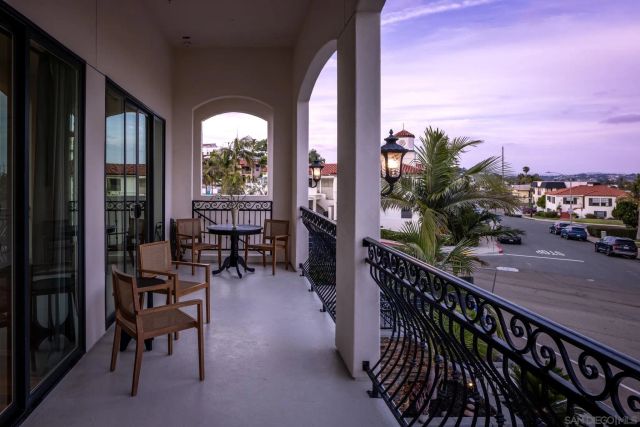 1092 Evergreen Street, San Diego, CA 92106
