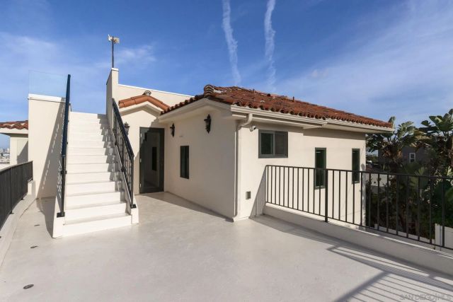 1092 Evergreen Street, San Diego, CA 92106