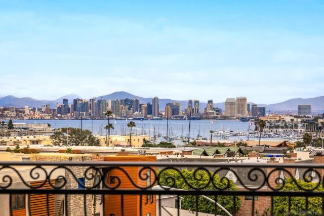 1092 Evergreen Street, San Diego, CA 92106