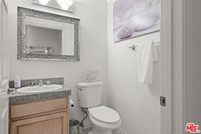 11535 Rochester Avenue 301, Los Angeles, CA 90025