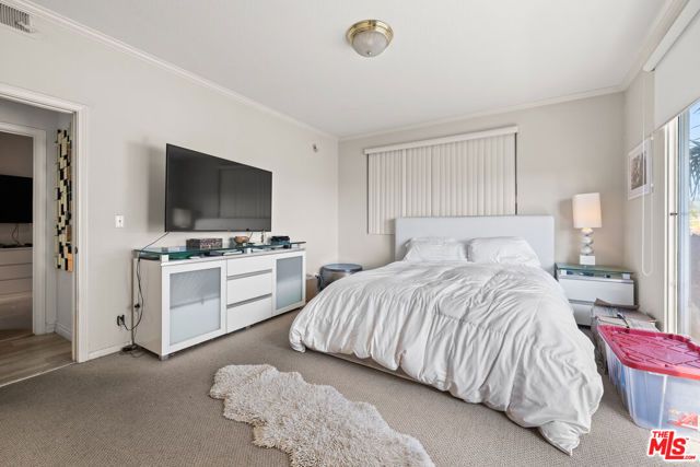 11535 Rochester Avenue 301, Los Angeles, CA 90025