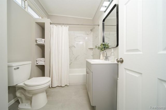 23424 Urban Street, Macomb, MI 48042