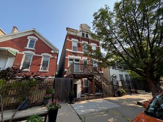 1518 W 17th Street, Chicago, IL 60608