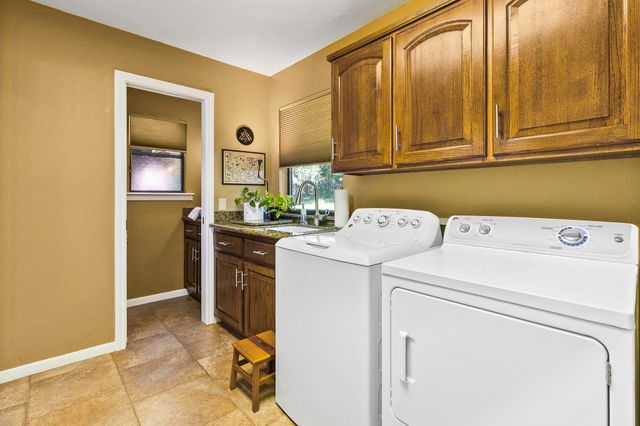 20312 St Andrews Circle, Huntsville, TX 77320