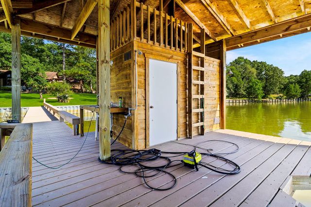 20312 St Andrews Circle, Huntsville, TX 77320